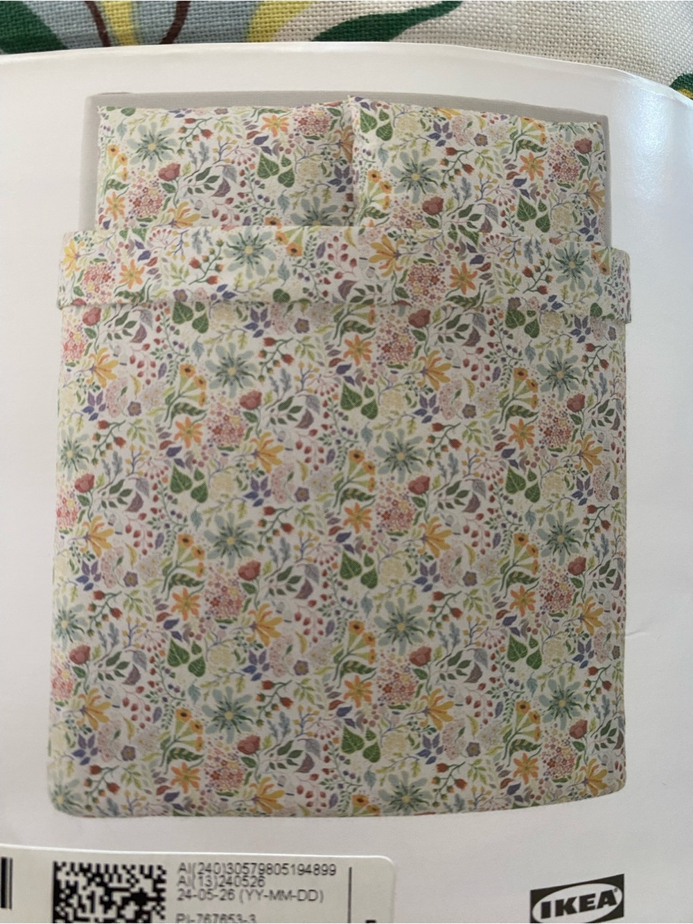 IKEA Pastel Floral Duvet Cover in Yellow, Green, Pink, Blue, Purple, plus insert